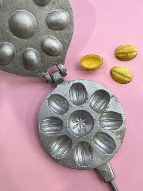 قالب گردو روسی فلزی رو گازی